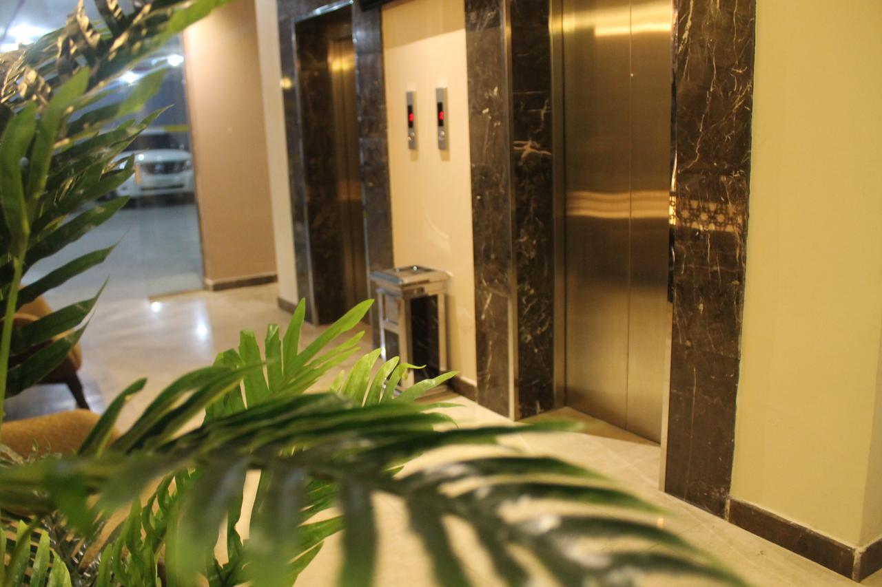 فندق دولف الرياض شارع العمرة Doolv Hotel Bagian luar foto