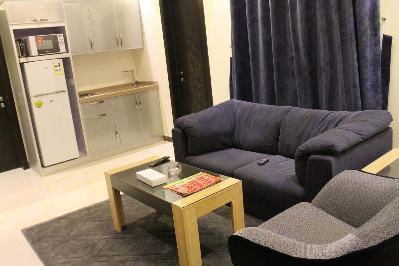 فندق دولف الرياض شارع العمرة Doolv Hotel Bagian luar foto